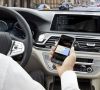 Bei BMW Connected wird das Smartphone des Fahrers mit dem Automobil verwoben