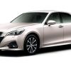 Die neueste Generation des Toyota Crown kann sich nicht nur optisch sehen lassen; auch technisch ist die 4,90 Meter lange Limousine voll auf der HÃ¶he.