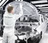 Volkswagen-Mitarbeiter in der Produktion
