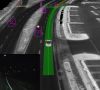 Typische Problemzone für autonomes Fahrzeuge: Ein Auto wendet auf der Straße und fährt in die