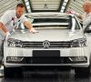 VW Passat Produktion breit