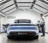 Porsche Exclusive Manufaktur - Taycan 4S Qualitätskontrolle