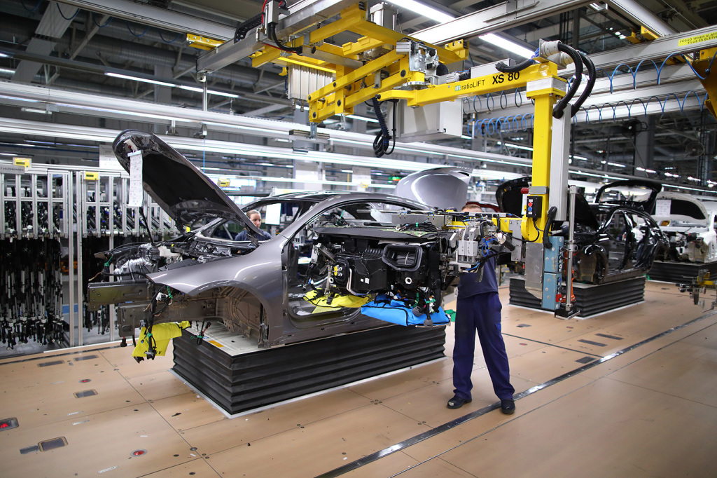 Mercedes Produktion